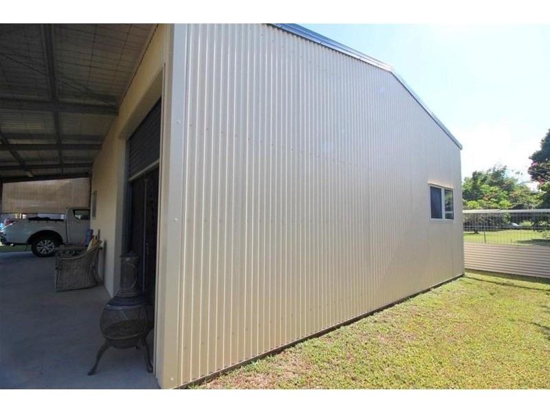 10 Nivosa Court, Mission Beach QLD 4852