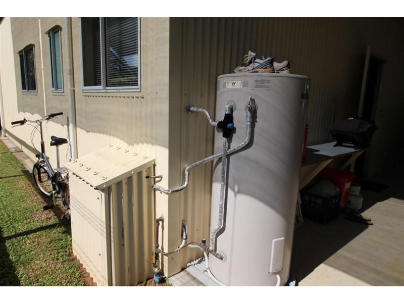 10 Nivosa Court, Mission Beach QLD 4852