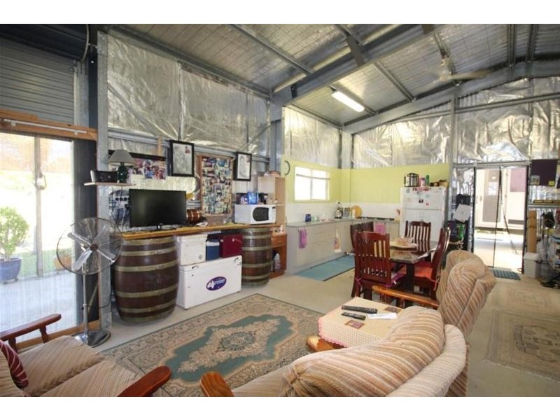 10 Nivosa Court, Mission Beach QLD 4852