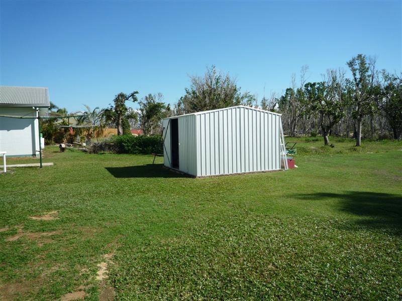 57 Taylor Street, Tully Heads QLD 4854