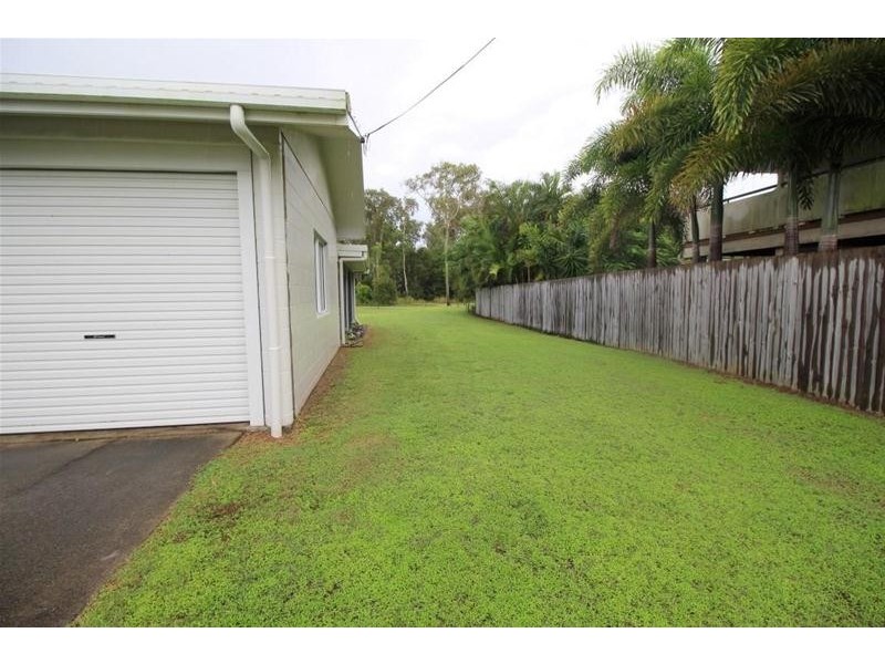 57 Taylor Street, Tully Heads QLD 4854