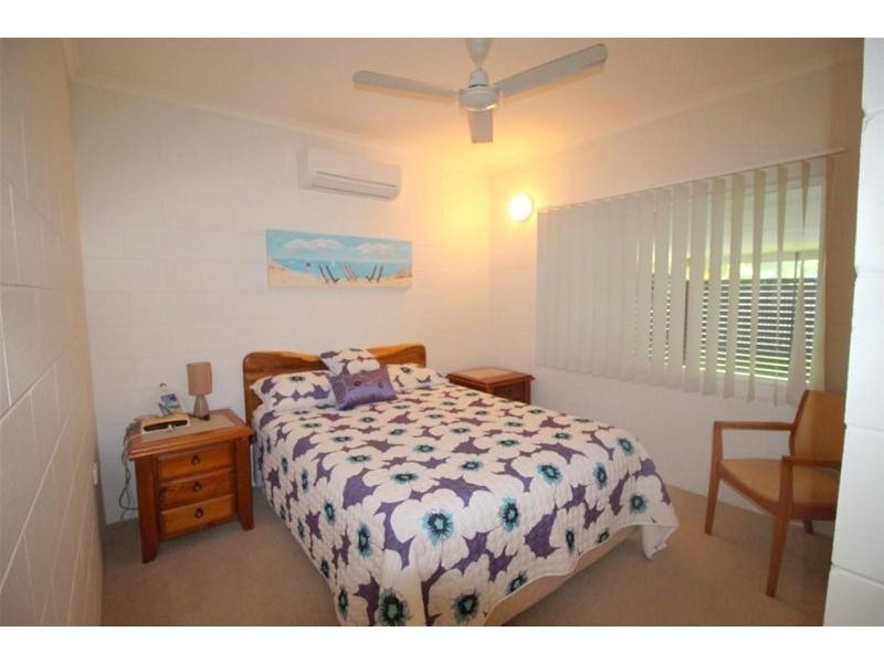 57 Taylor Street, Tully Heads QLD 4854