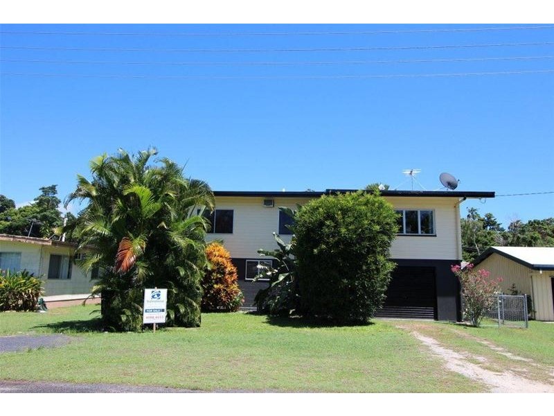 10 Hargreave Street, Kurrimine Beach QLD 4871