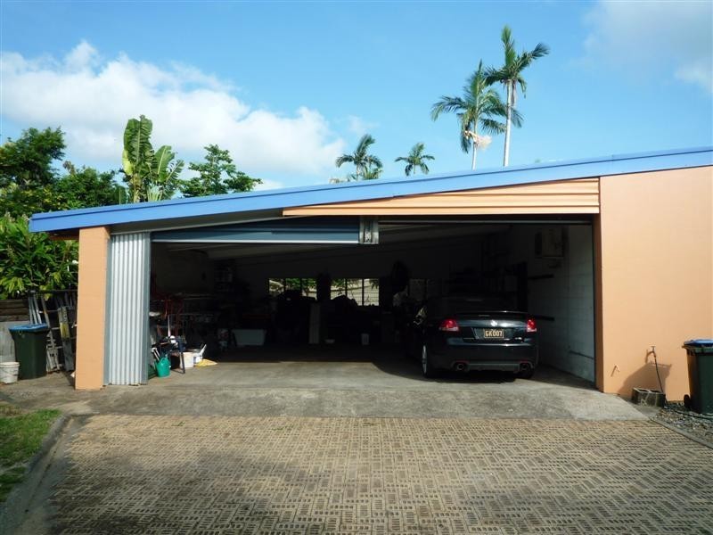 8 Webb Court, Bingil Bay QLD 4852