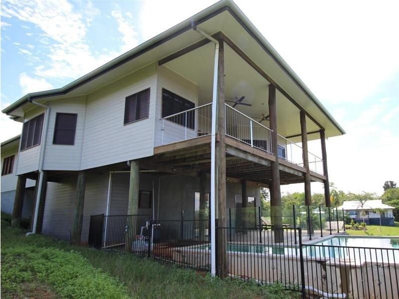 39 Dunkalli Crescent, Wongaling Beach QLD 4852
