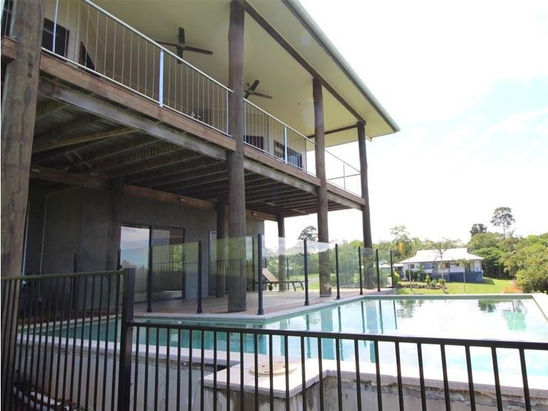 39 Dunkalli Crescent, Wongaling Beach QLD 4852