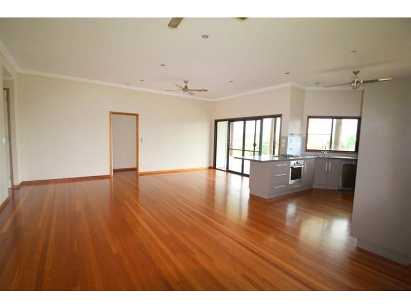 39 Dunkalli Crescent, Wongaling Beach QLD 4852