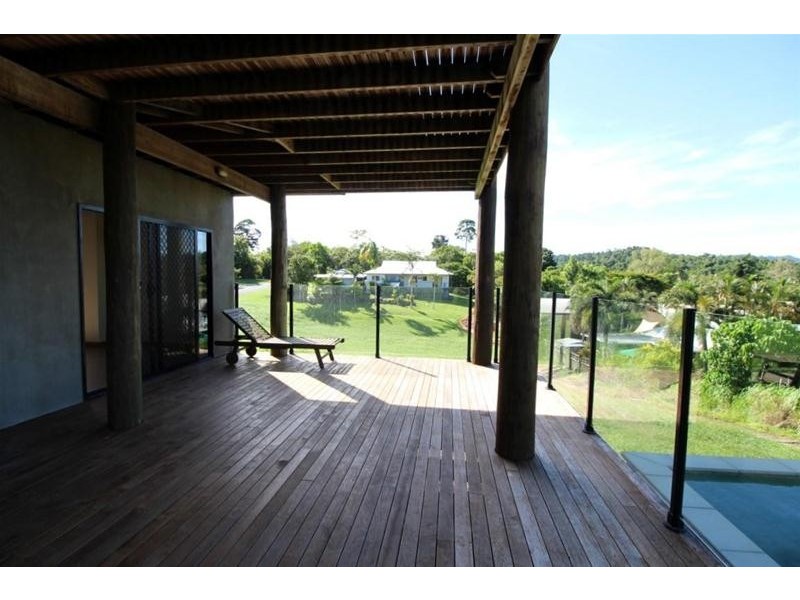 39 Dunkalli Crescent, Wongaling Beach QLD 4852