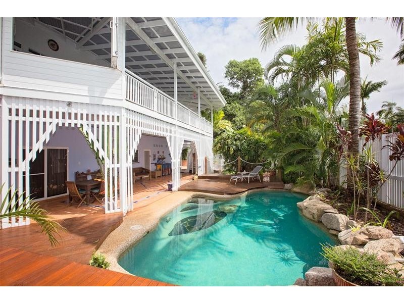 17 Campbell Terrace, South Mission Beach QLD 4852