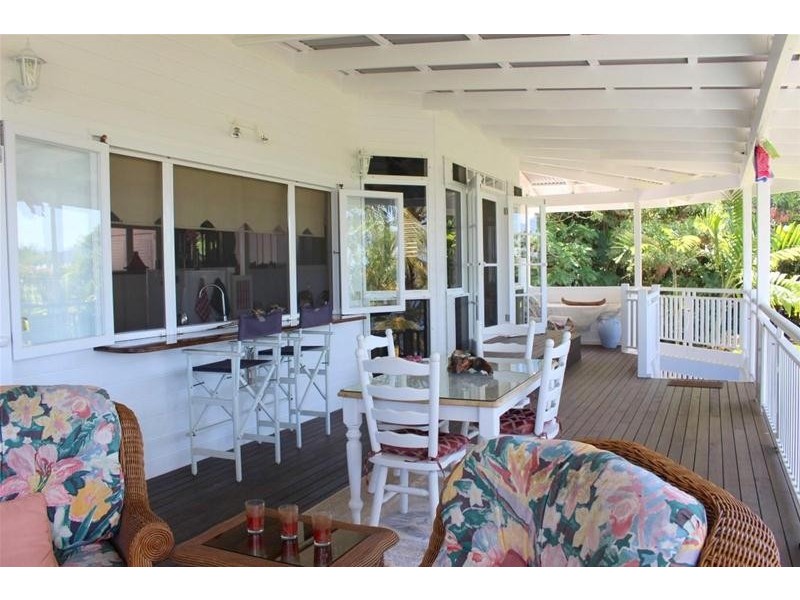 17 Campbell Terrace, South Mission Beach QLD 4852