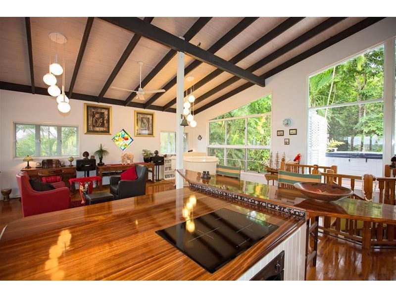 17 Campbell Terrace, South Mission Beach QLD 4852