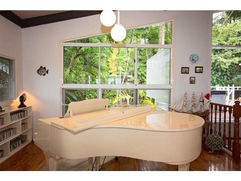 17 Campbell Terrace, South Mission Beach QLD 4852