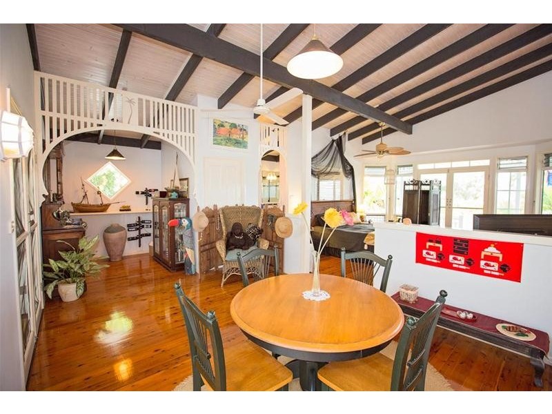 17 Campbell Terrace, South Mission Beach QLD 4852