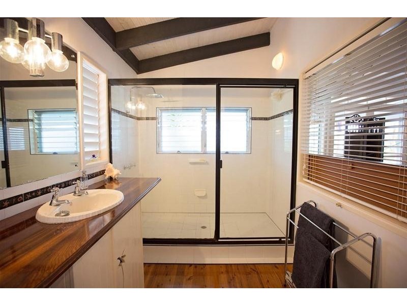 17 Campbell Terrace, South Mission Beach QLD 4852