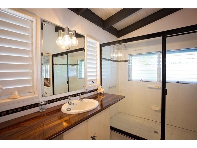 17 Campbell Terrace, South Mission Beach QLD 4852