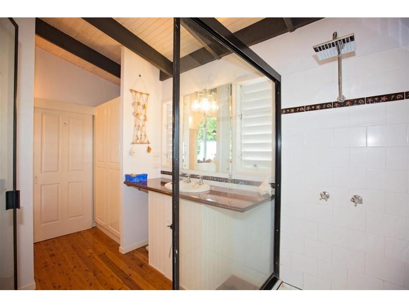 17 Campbell Terrace, South Mission Beach QLD 4852