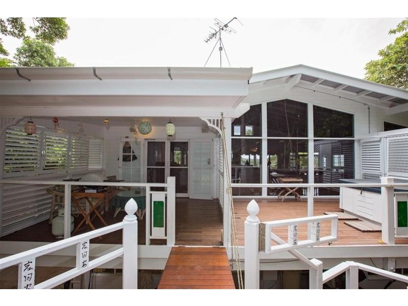 17 Campbell Terrace, South Mission Beach QLD 4852