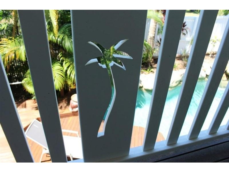 17 Campbell Terrace, South Mission Beach QLD 4852