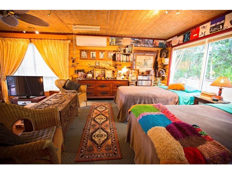 17 Campbell Terrace, South Mission Beach QLD 4852