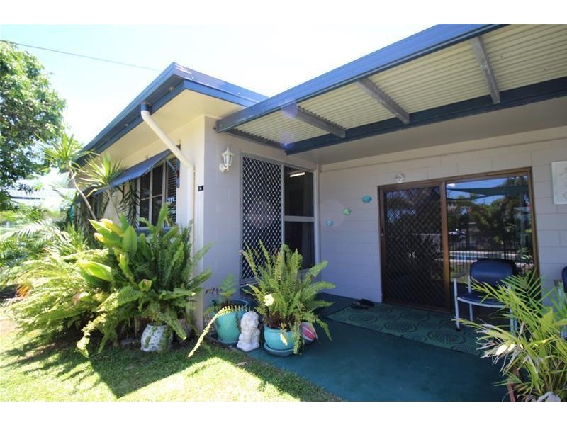 4 Ranleagh Street, Kurrimine Beach QLD 4871