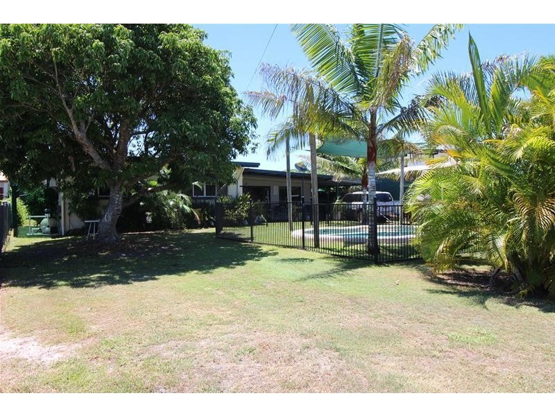 4 Ranleagh Street, Kurrimine Beach QLD 4871