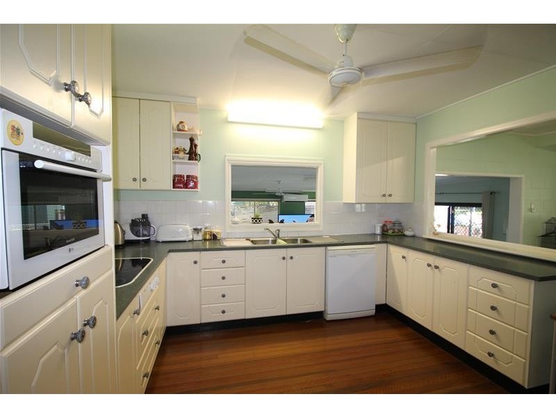 4 Ranleagh Street, Kurrimine Beach QLD 4871