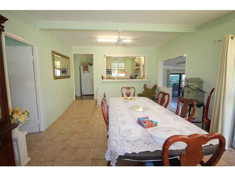 4 Ranleagh Street, Kurrimine Beach QLD 4871