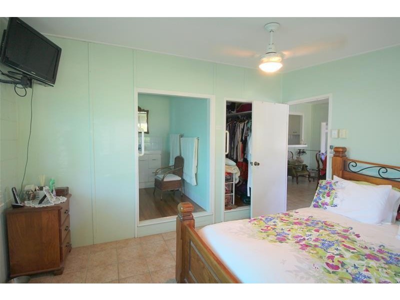 4 Ranleagh Street, Kurrimine Beach QLD 4871