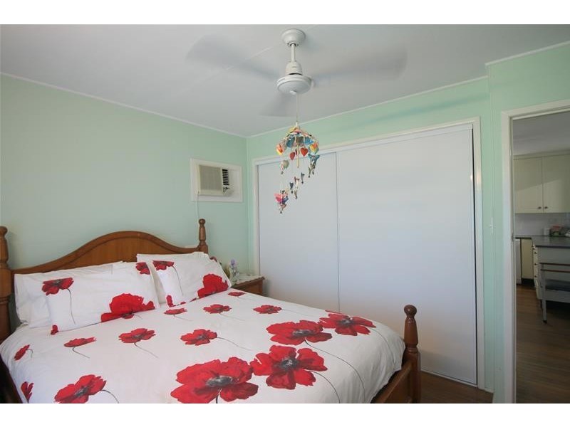 4 Ranleagh Street, Kurrimine Beach QLD 4871