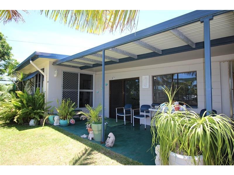 4 Ranleagh Street, Kurrimine Beach QLD 4871