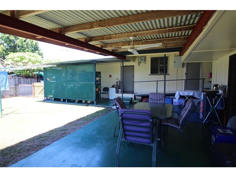 4 Ranleagh Street, Kurrimine Beach QLD 4871