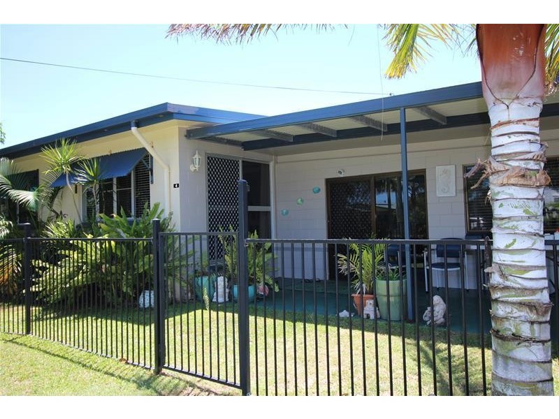 4 Ranleagh Street, Kurrimine Beach QLD 4871