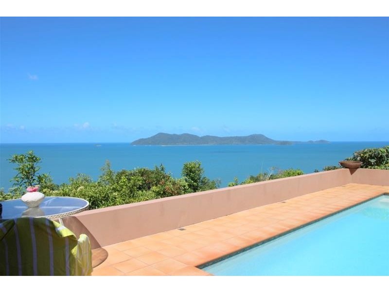 2 Explorers Drive, South Mission Beach QLD 4852