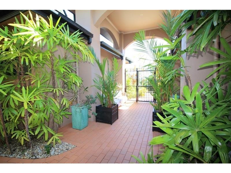 2 Explorers Drive, South Mission Beach QLD 4852
