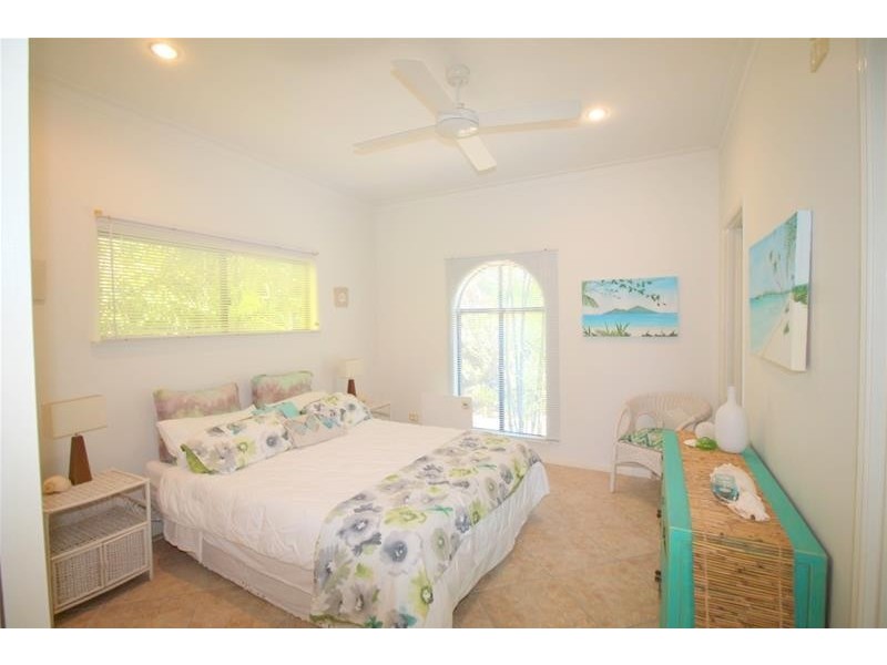 2 Explorers Drive, South Mission Beach QLD 4852