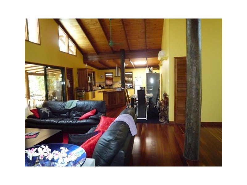 6 Mission Circle, Wongaling Beach QLD 4852