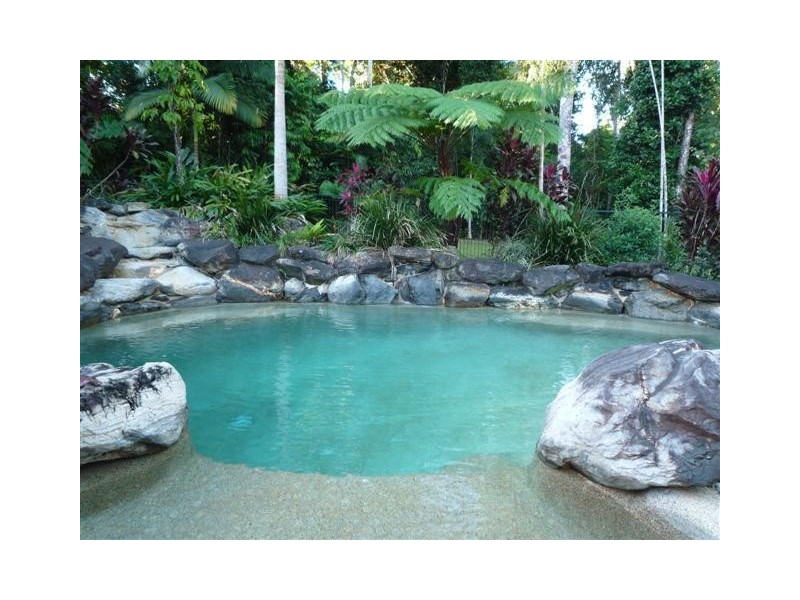 6 Mission Circle, Wongaling Beach QLD 4852