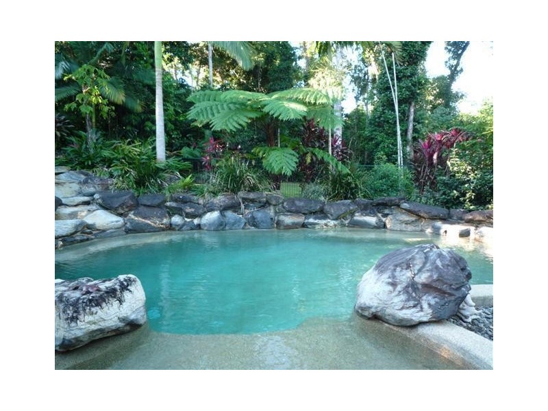 6 Mission Circle, Wongaling Beach QLD 4852