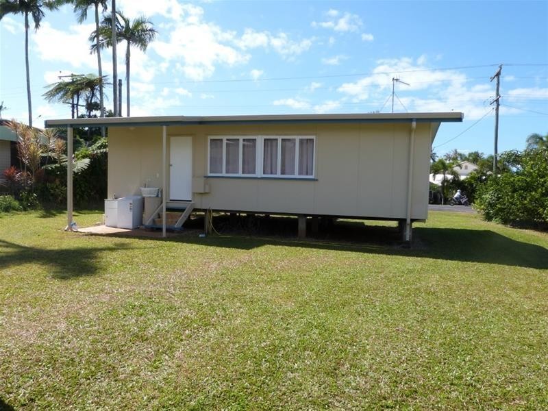 22 Porter Promenade, Mission Beach QLD 4852