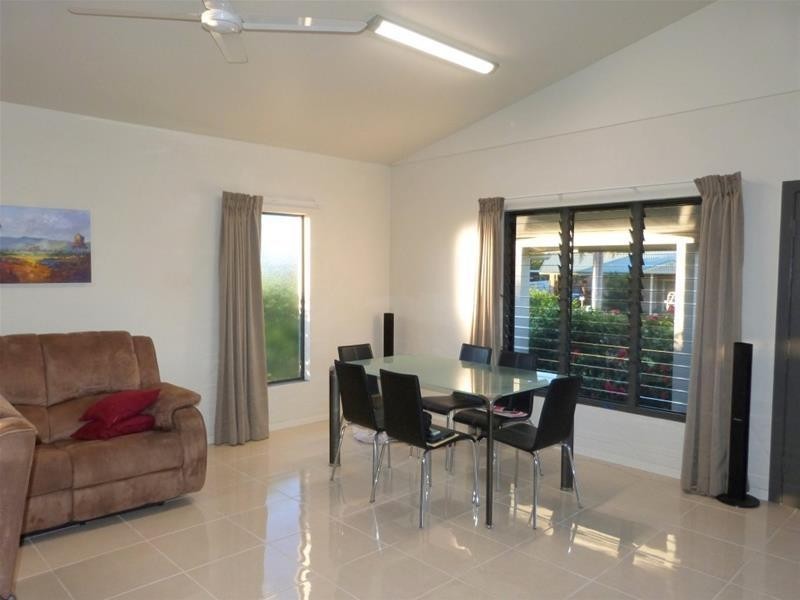 4 Lindquist Close, Mission Beach QLD 4852