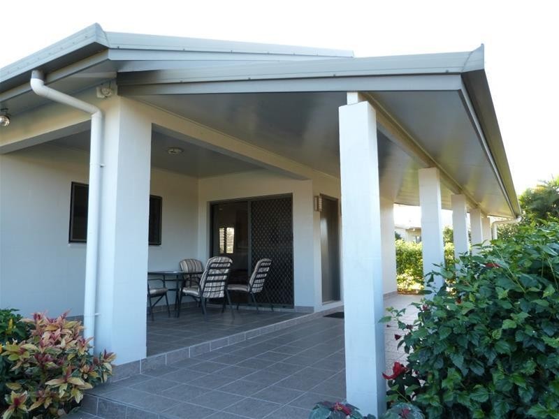 4 Lindquist Close, Mission Beach QLD 4852