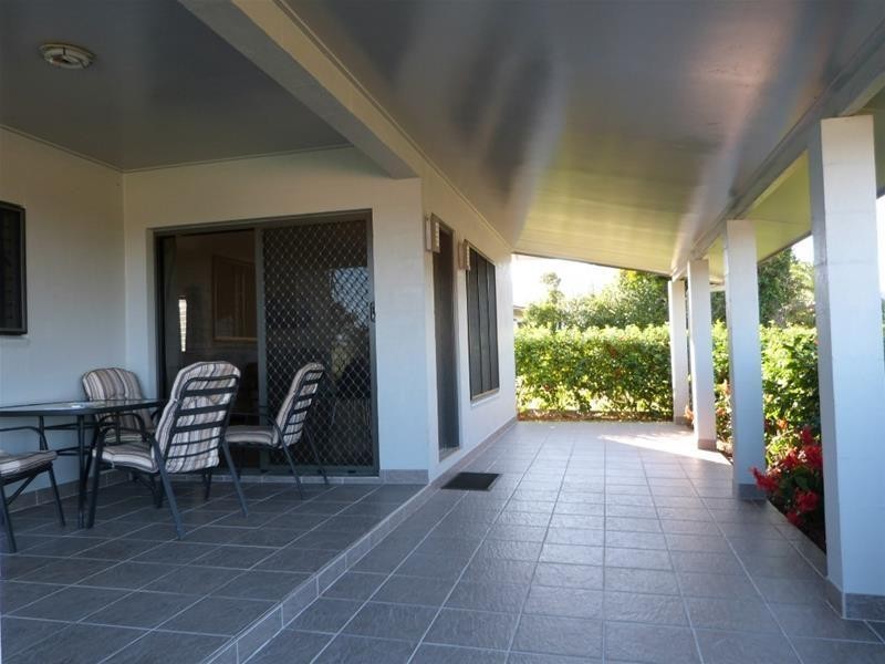 4 Lindquist Close, Mission Beach QLD 4852