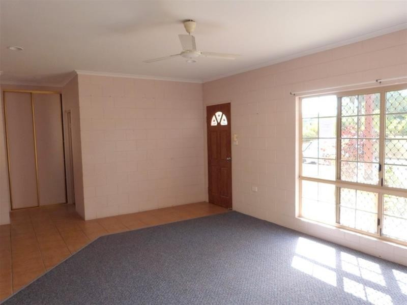 15 Casuarina Street, Tully Heads QLD 4854