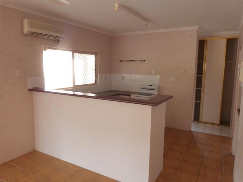 15 Casuarina Street, Tully Heads QLD 4854