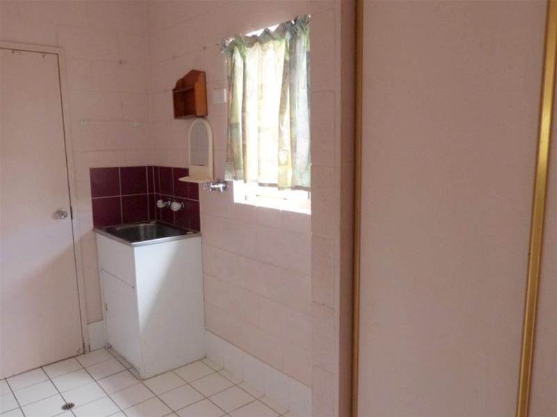 15 Casuarina Street, Tully Heads QLD 4854