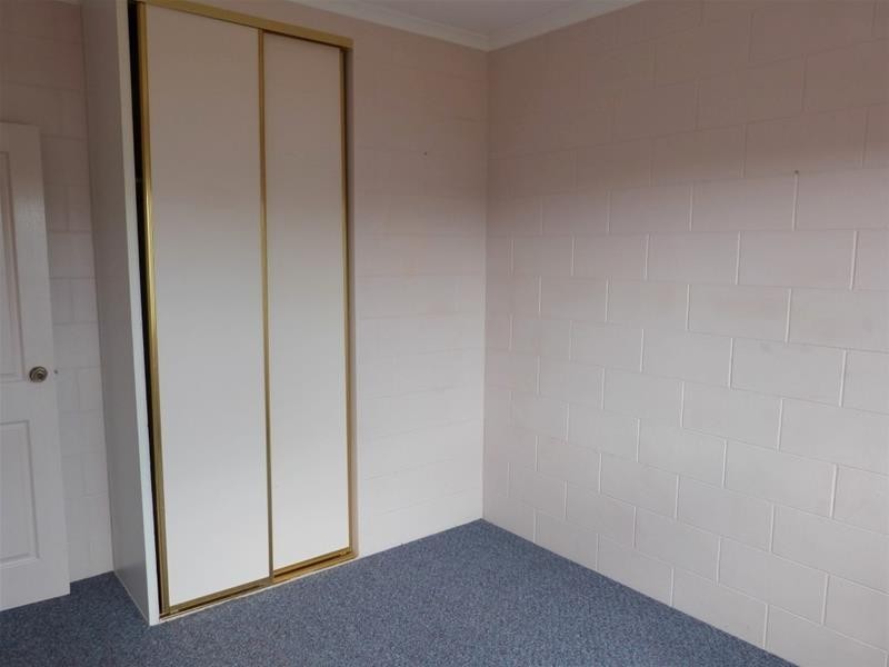 15 Casuarina Street, Tully Heads QLD 4854