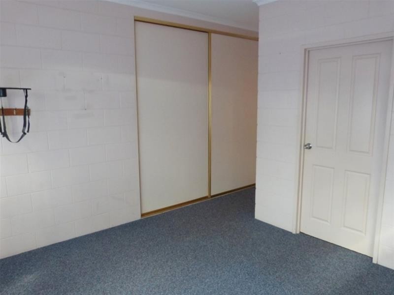 15 Casuarina Street, Tully Heads QLD 4854