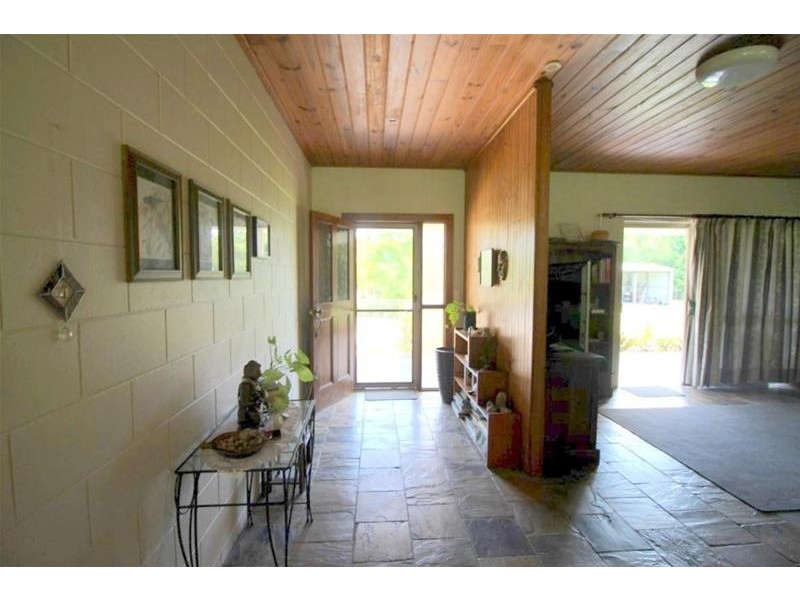 56 Bamber Street, Tully QLD 4854