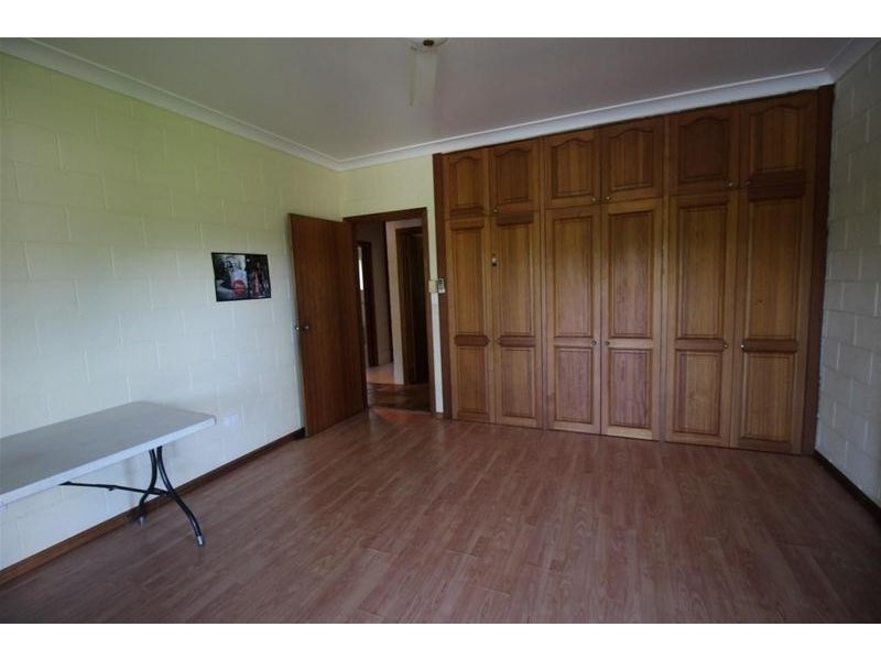 56 Bamber Street, Tully QLD 4854