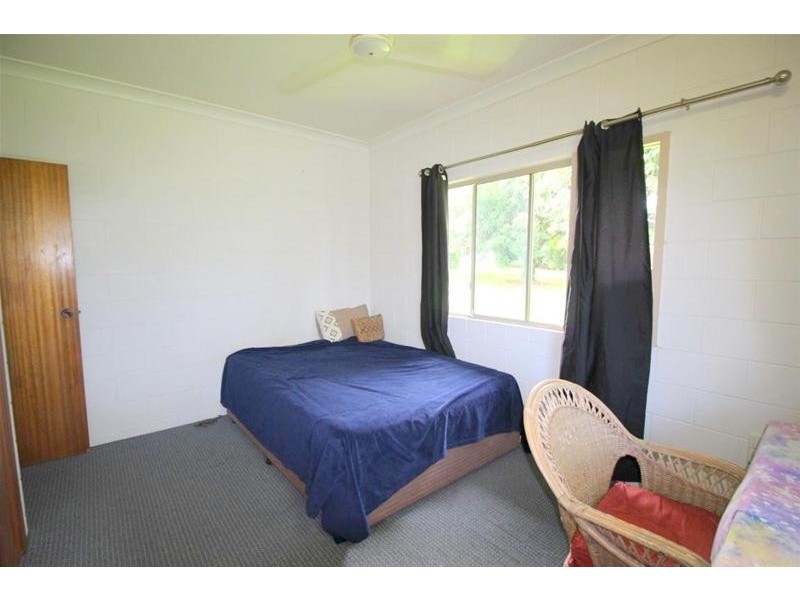 56 Bamber Street, Tully QLD 4854